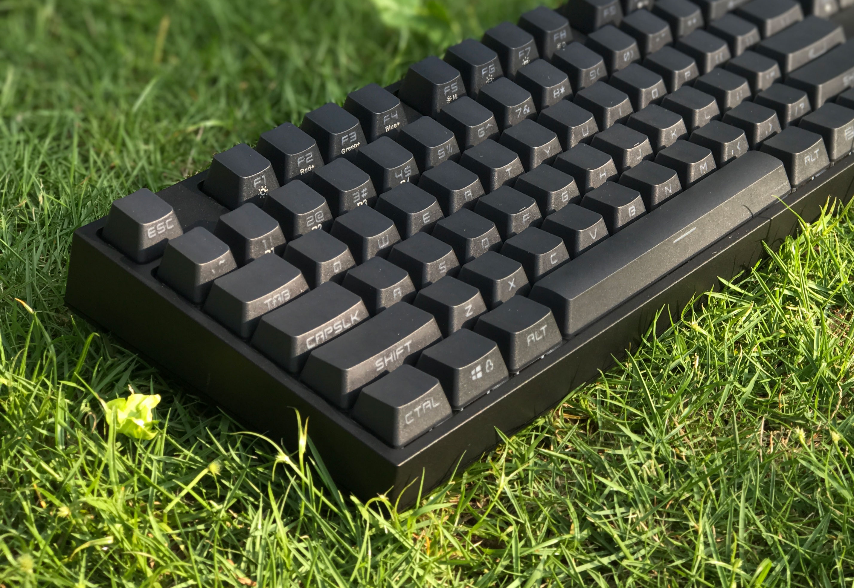 ײ⡿CK372 RGB ̻е