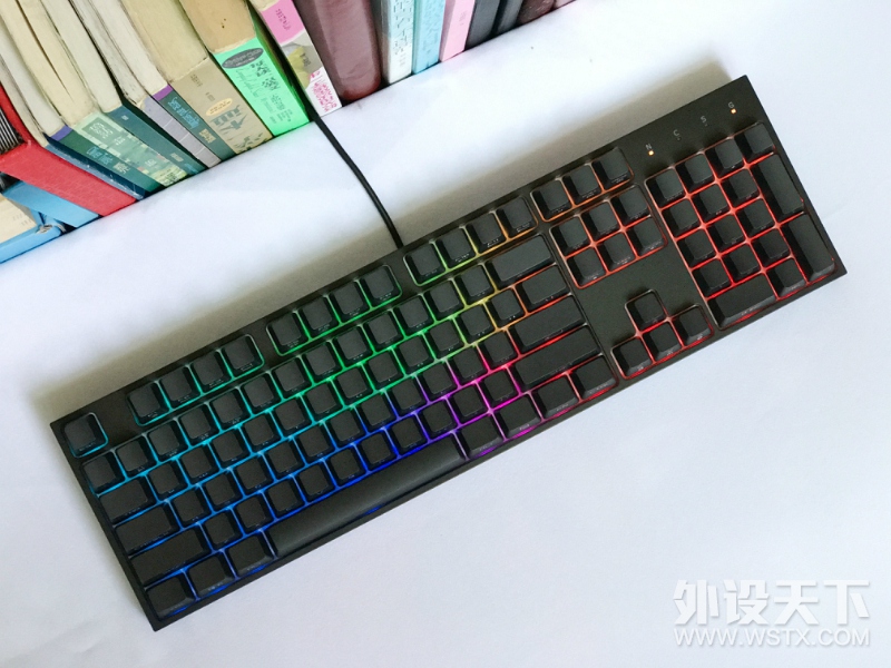 ײ⡿CK372 RGB ̻е