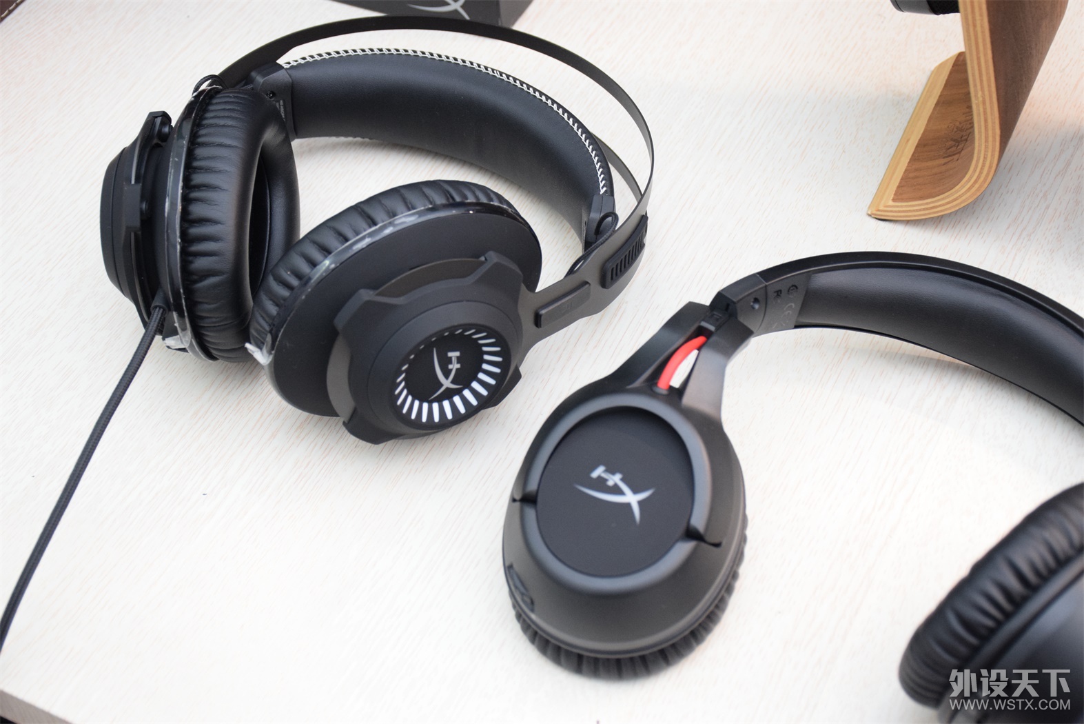 Ϸ˾Ҳزȥʿ HyperX Cloud Flight  Ա