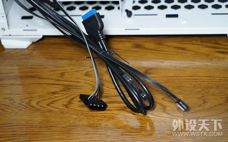 ��͸RGB����������ô�� �������¹ⱦ��T20��������