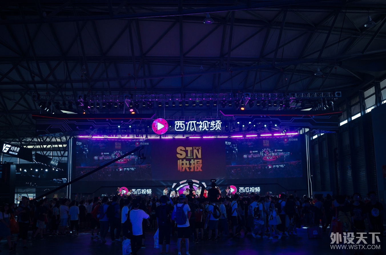 2018Chinajoy񻶼羺װWDŮDAY3