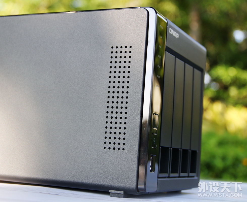 QNAP ����ͨ TS-451+NAS+���նˣ�ȫ�����ִ���ƪ