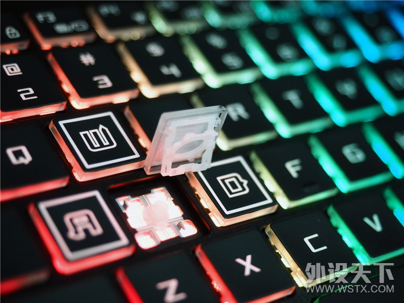 ��Ϸ��������144Hz������е���� �̩̹X2