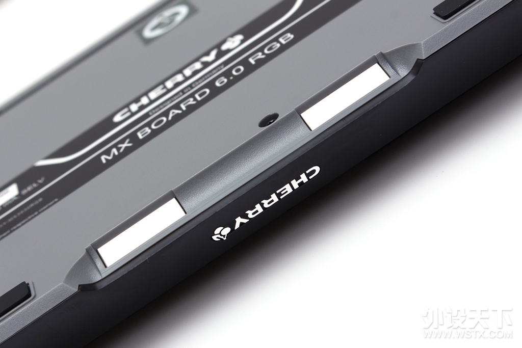 �°�CHERRY MX BOARD 6.0 RGB��е��������