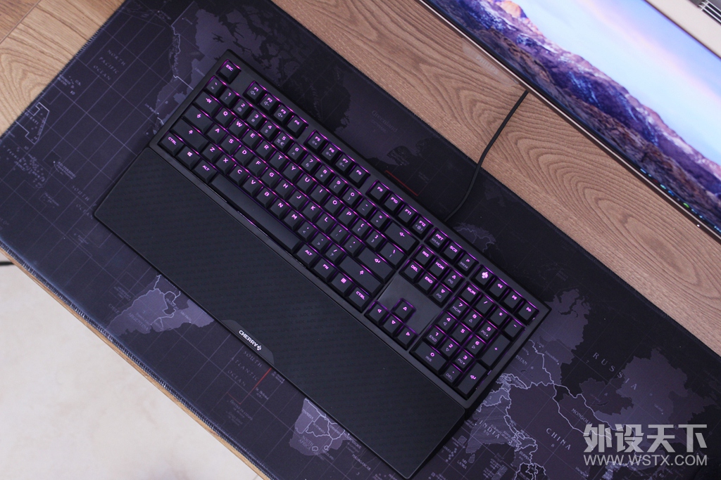 �°�CHERRY MX BOARD 6.0 RGB��е��������