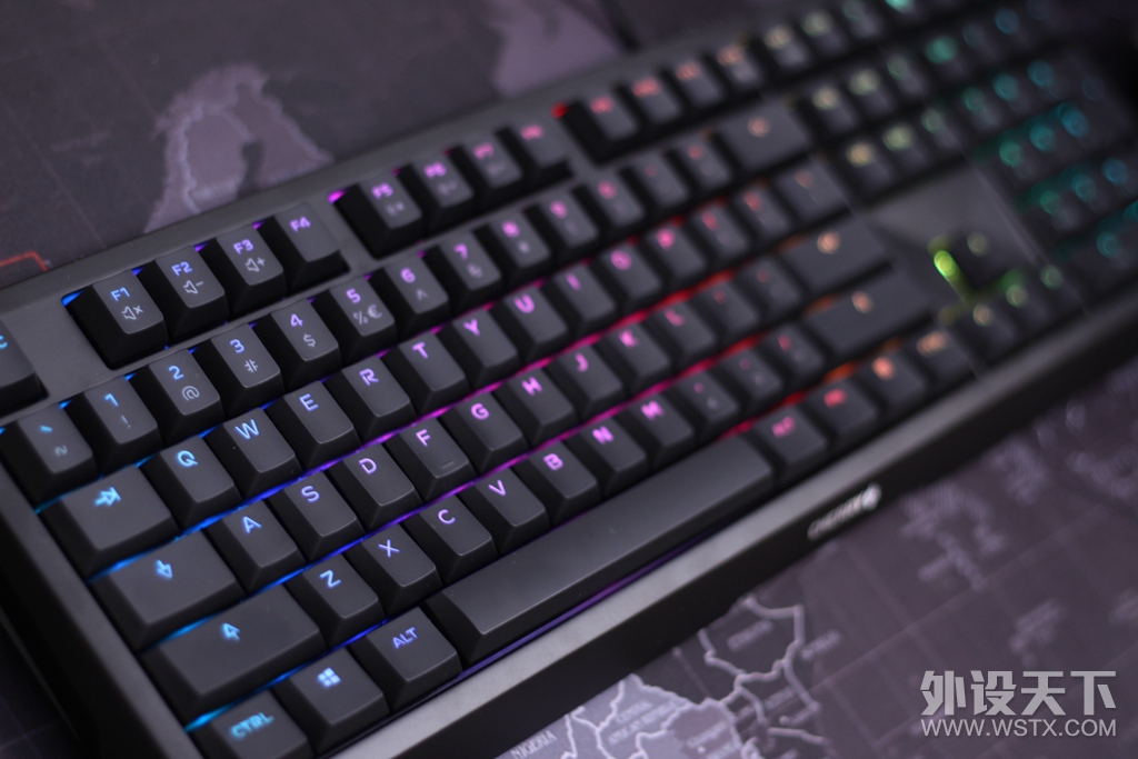 �°�CHERRY MX BOARD 6.0 RGB��е��������