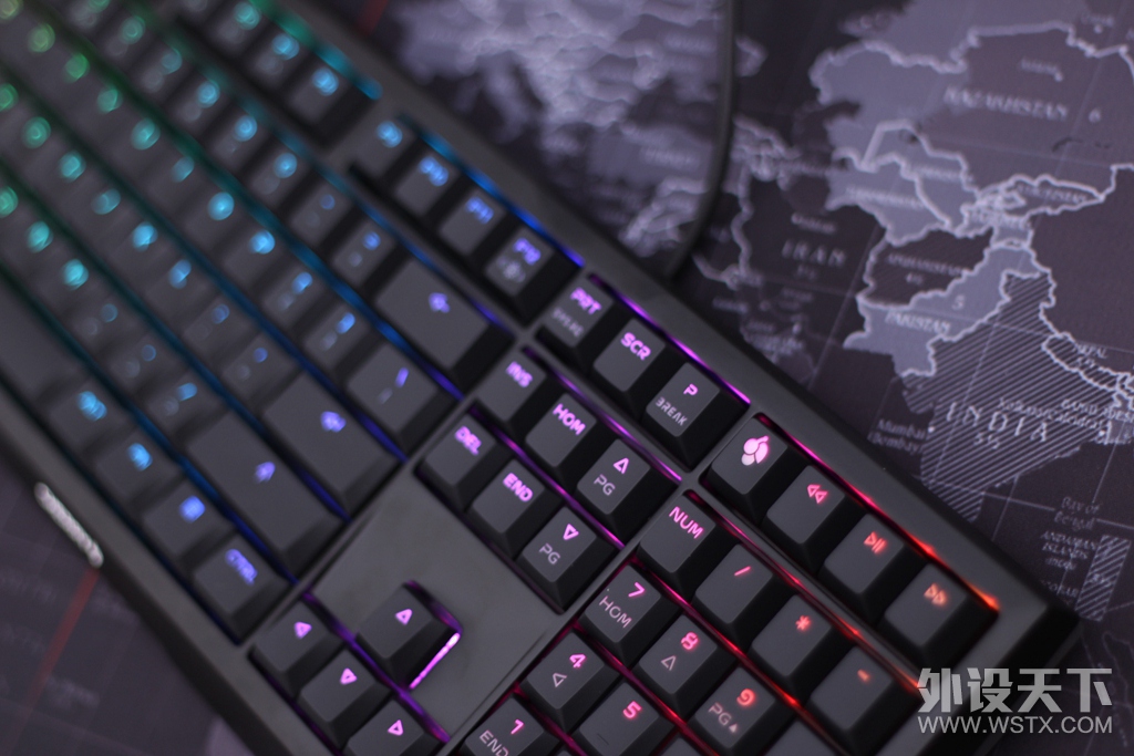 �°�CHERRY MX BOARD 6.0 RGB��е��������