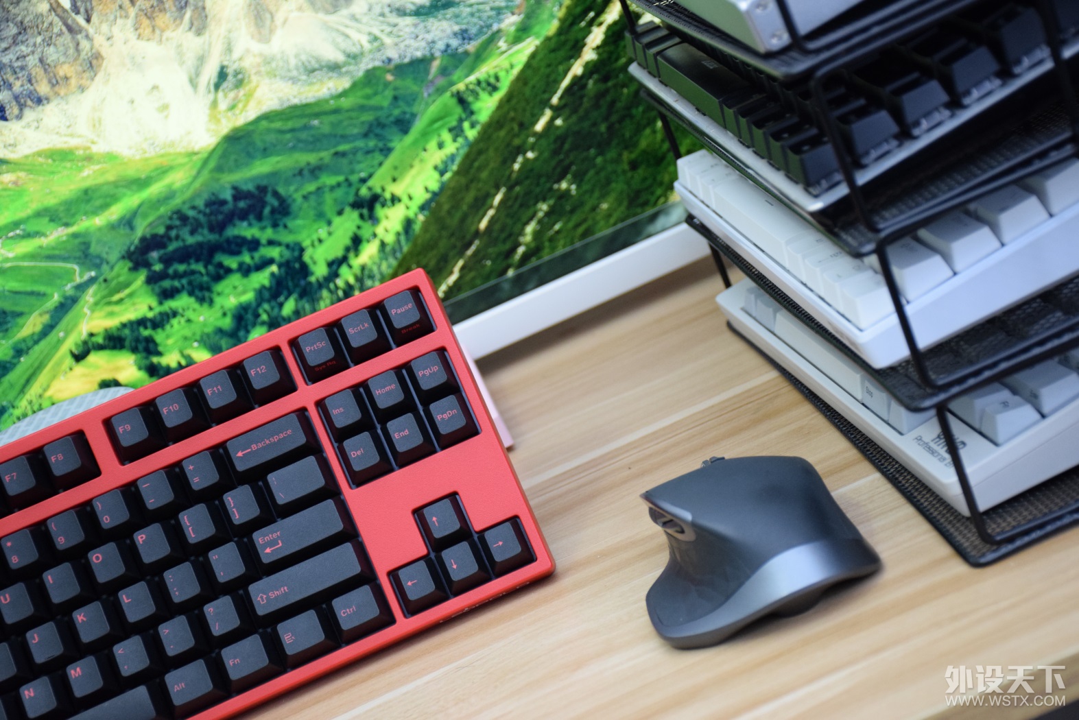 ��X��������ĺ�ɫ���̡�Leopold FC750R PD��ɫ�޶�