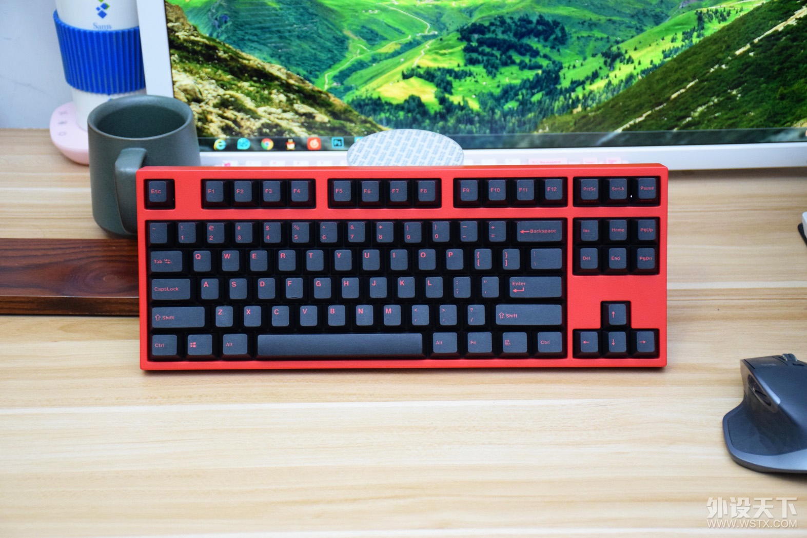 ��X��������ĺ�ɫ���̡�Leopold FC750R PD��ɫ�޶�