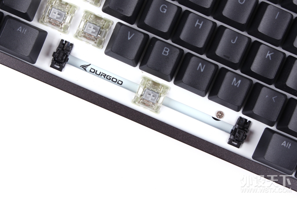 ��٤TAURUS  K310 Nebula RGB ��е��������