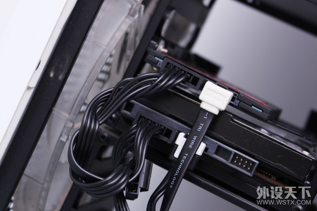 ϵԻ¶ԴTT SMART G 550WȫģԴ