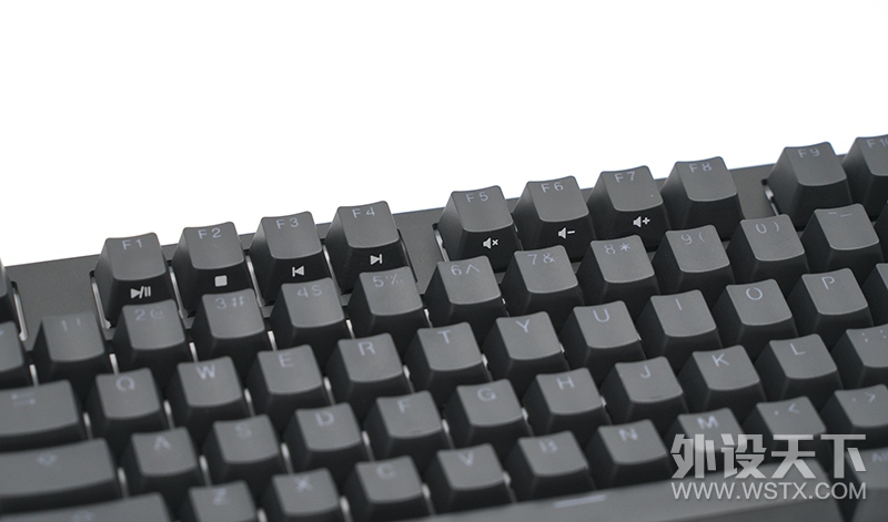 Ľţ Taurus K310 Corona