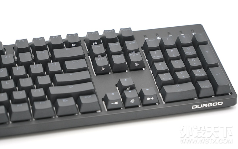 Ľţ Taurus K310 Corona
