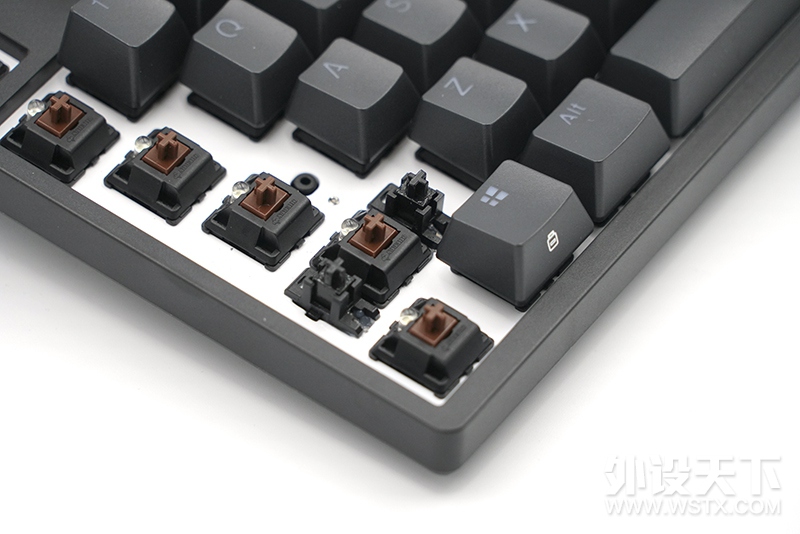 Ľţ Taurus K310 Corona