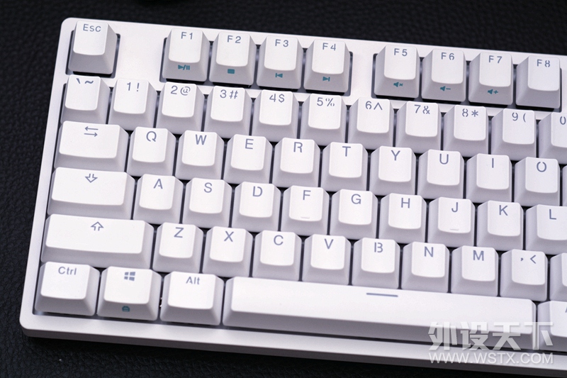 ǰɫÿ٤TAURUS K320Ű׻е̿