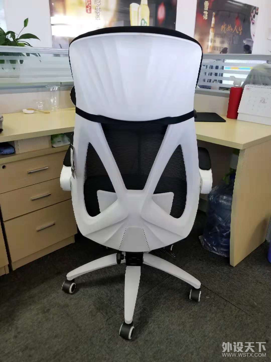һĸԸӰӡڰ׵β