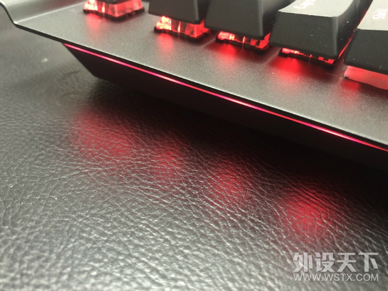 �װ�V780�ڲ����