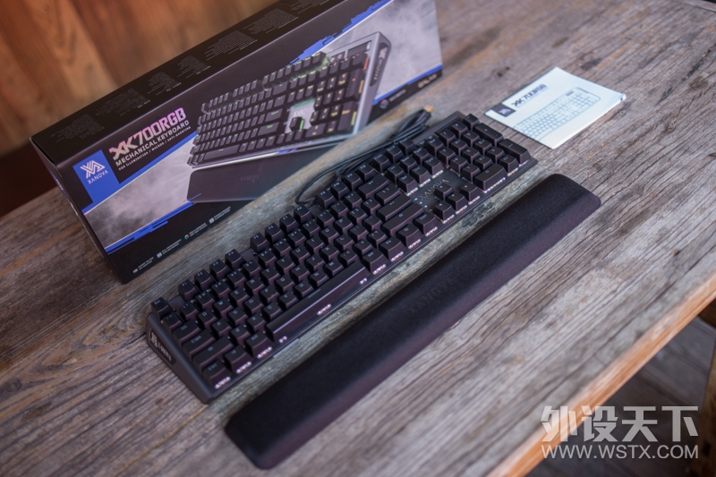 Ӣ�����˳Լ��绢������XANOVA�Ǽ��ű�XK700 RGB 104���羺��е��������