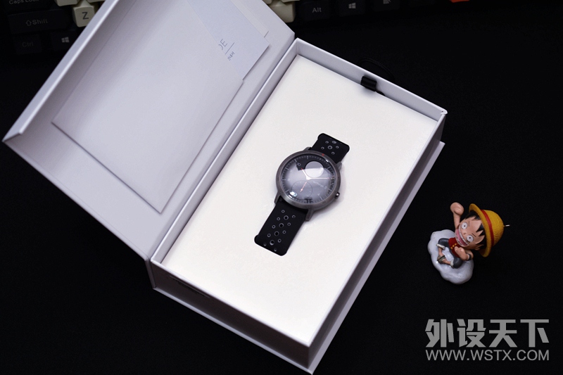 #ʲô����Show#ɹɹ�����ֵ�Withings Steel HR Sport�����ֱ�