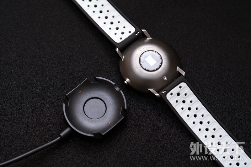 #ʲô����Show#ɹɹ�����ֵ�Withings Steel HR Sport�����ֱ�