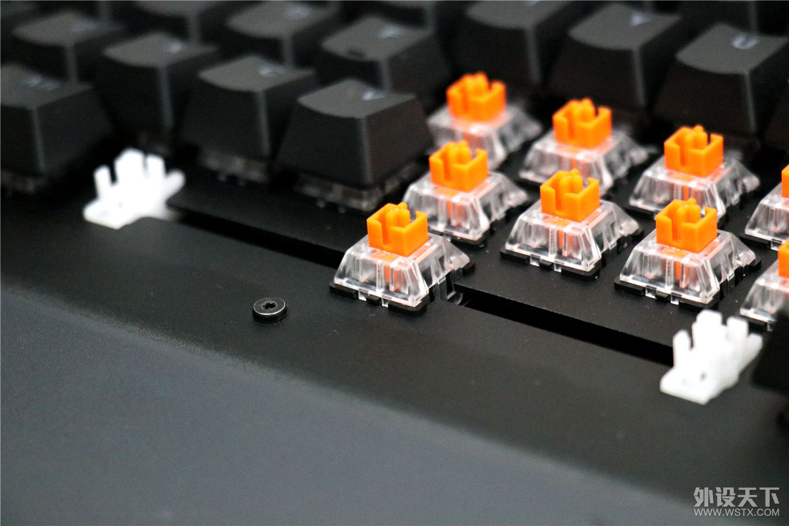 ��������ˮ��ʹ�õĻ�е���̣��װ�V780����