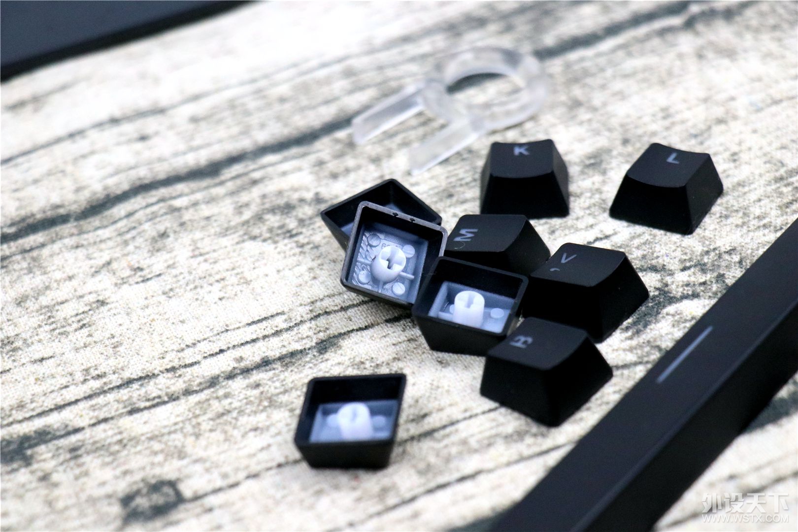 ��������ˮ��ʹ�õĻ�е���̣��װ�V780����