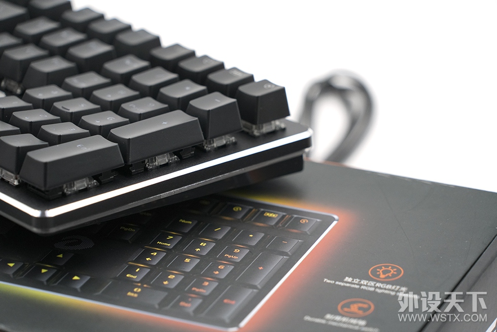 ԴΧе EK925 RGB