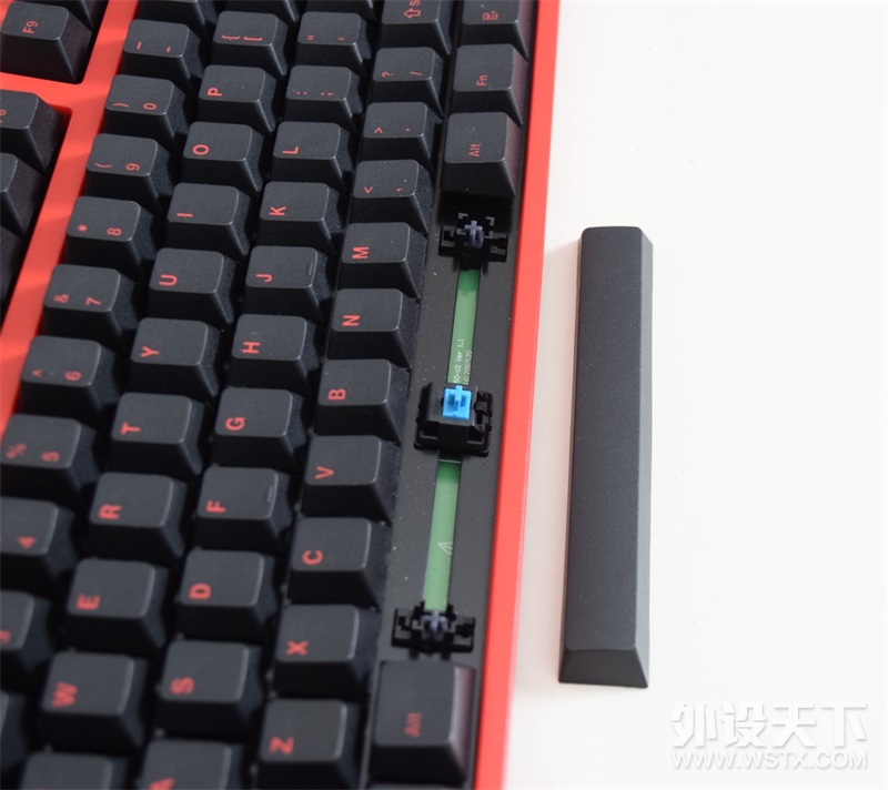һ㡰 LEOPOLD 750r ɫ޶