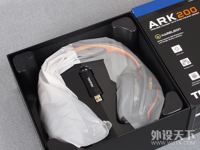 ԡ-Tritton ARK200