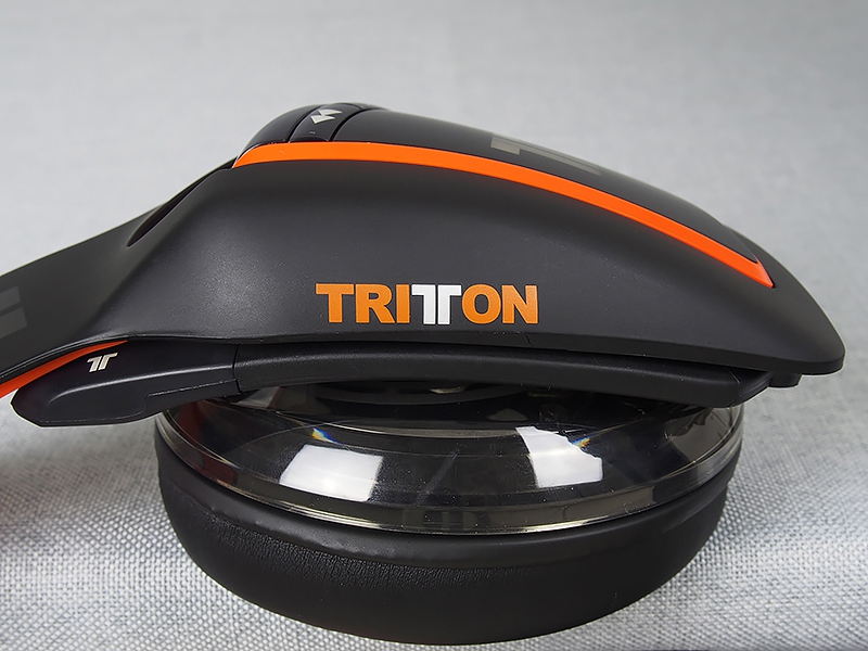 ԡ-Tritton ARK200