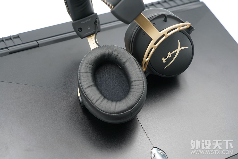 ˫ǻ羺 HyperX Cloud Alpha Goldڽ濪