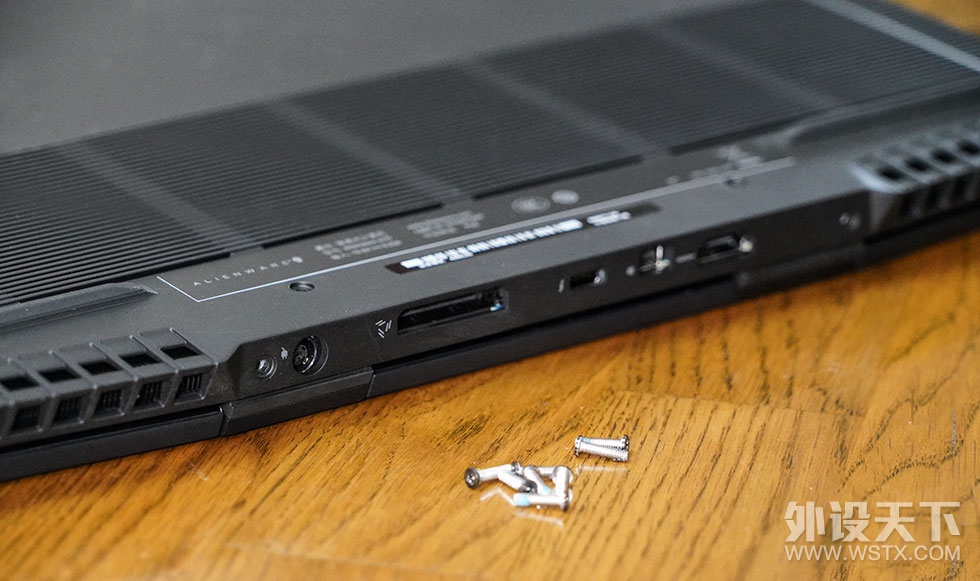 ȫᱡϵ Alienware m15ƺ׷