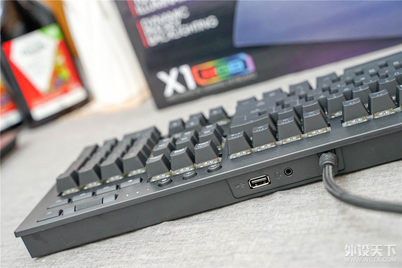 սⶾThermaltake X1 