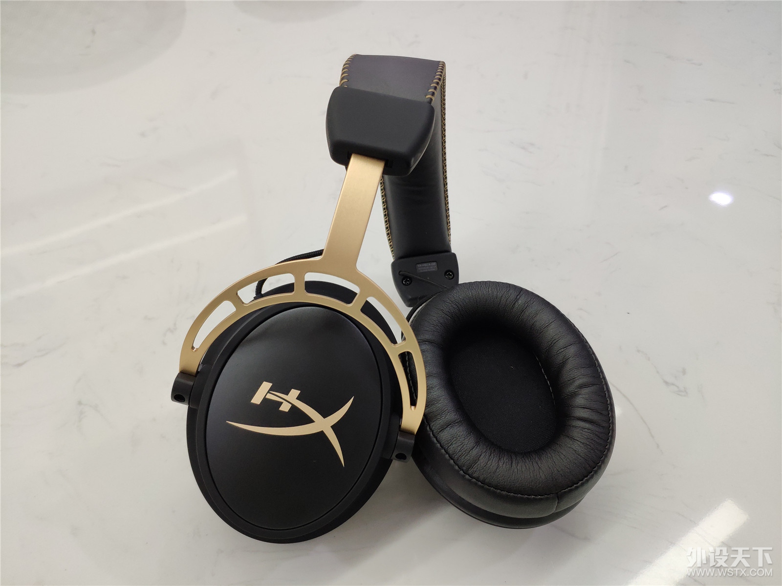 δΡʿHyperX Cloud Alpha Goldڽ濪