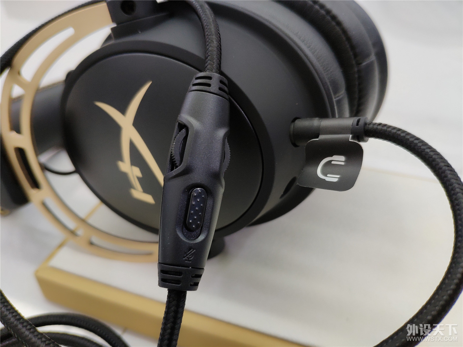 δΡʿHyperX Cloud Alpha Goldڽ濪