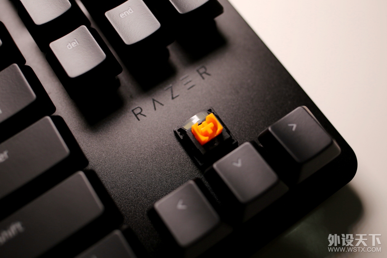 Work and Play�������ߺڹѸ�֩����װ�濪������