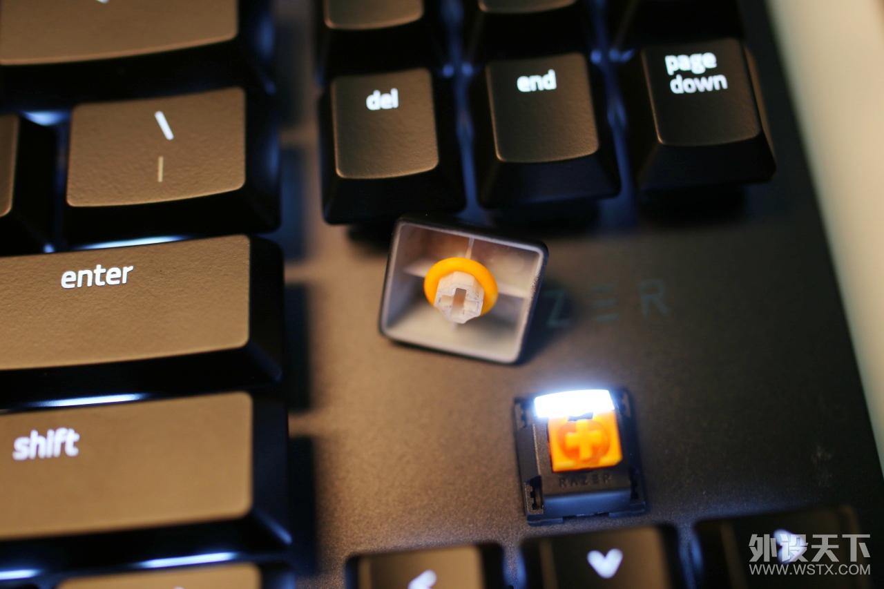 Work and Play�������ߺڹѸ�֩����װ�濪������