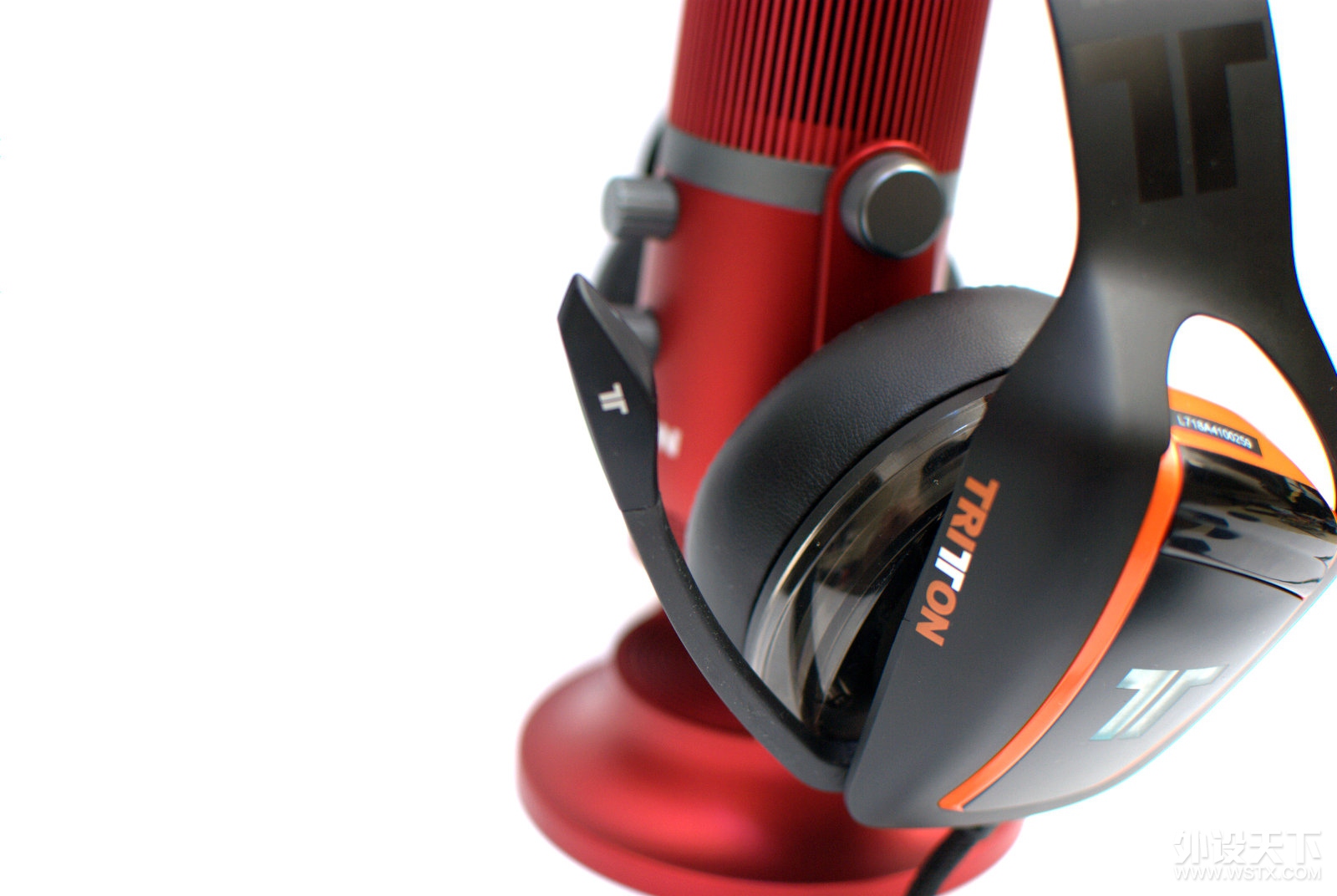 TRITTON ARK ELITE7.1Ϸ