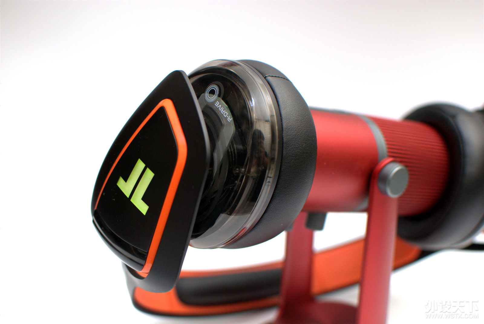 TRITTON ARK ELITE7.1Ϸ