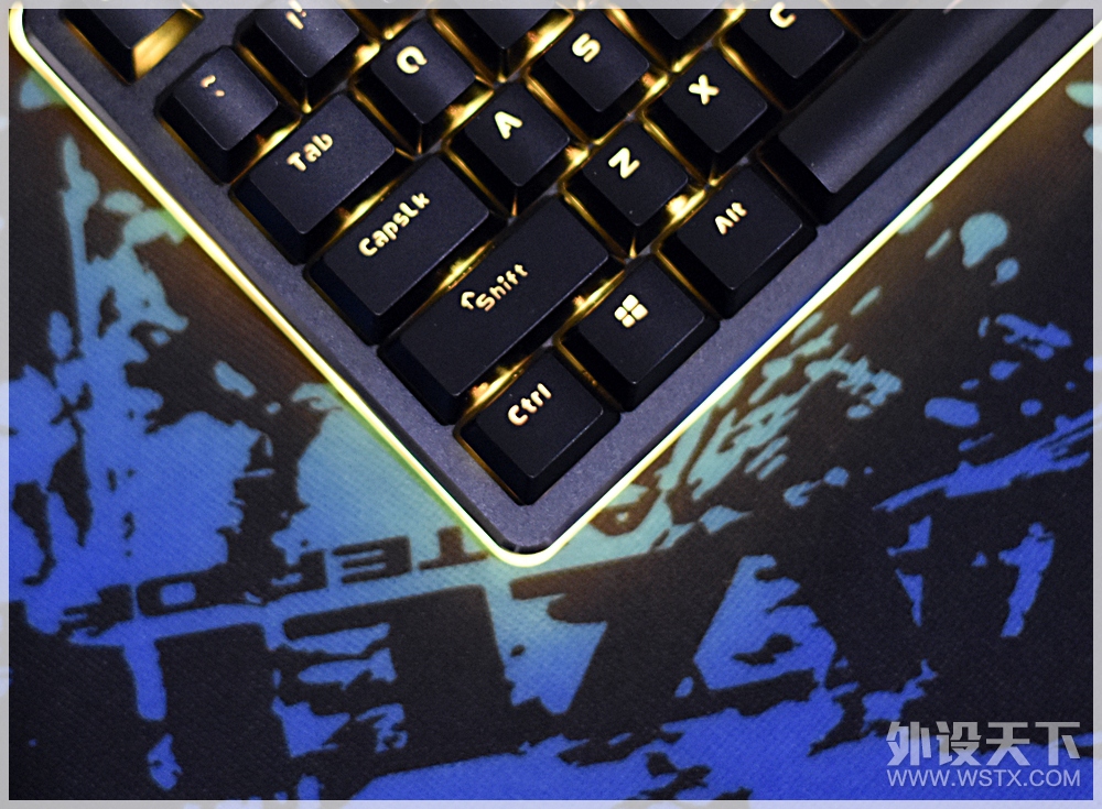 RGB˫ɱ EK925  羺Ϸе 
