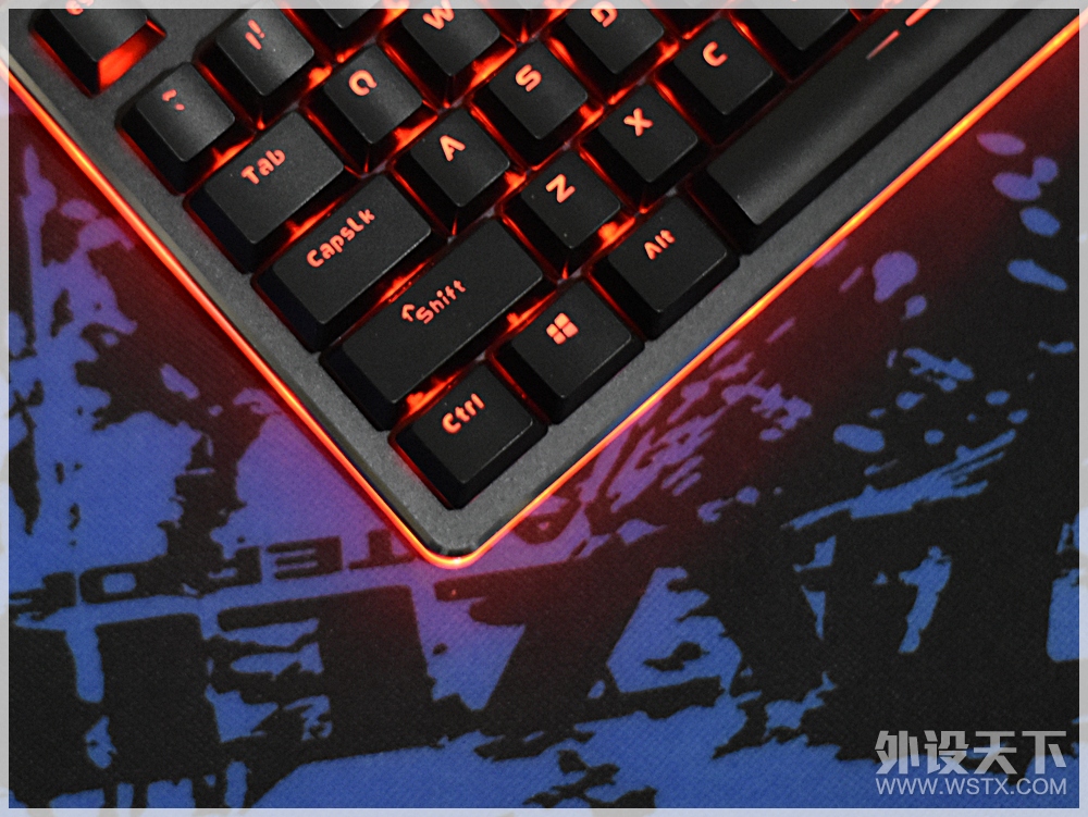 RGB˫ɱ EK925  羺Ϸе 