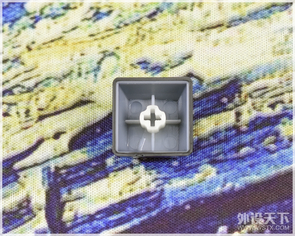 RGB˫ɱ EK925  羺Ϸе 