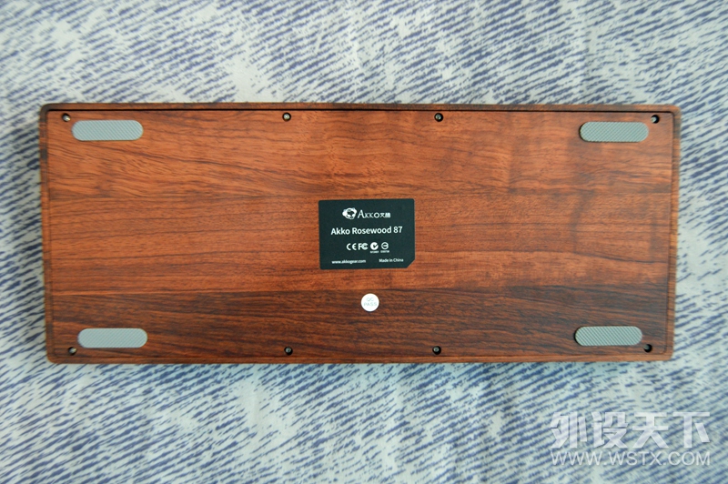 Akko Rosewood 87ľ е 