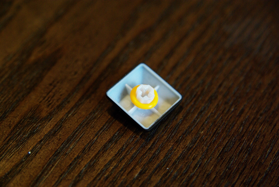 �ᱡ���У��칫��Ϸ˫��汸�����ڹѸ�֩����װ���������