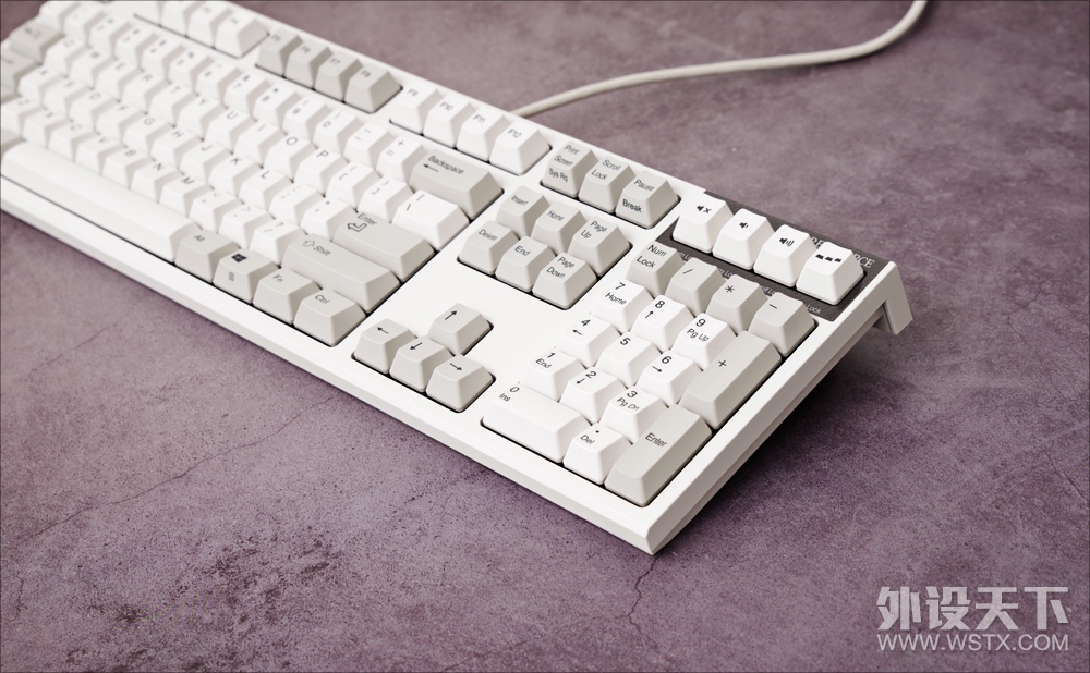 平凡一世, 不凡一生, REALFORCE x PFU 联名版
