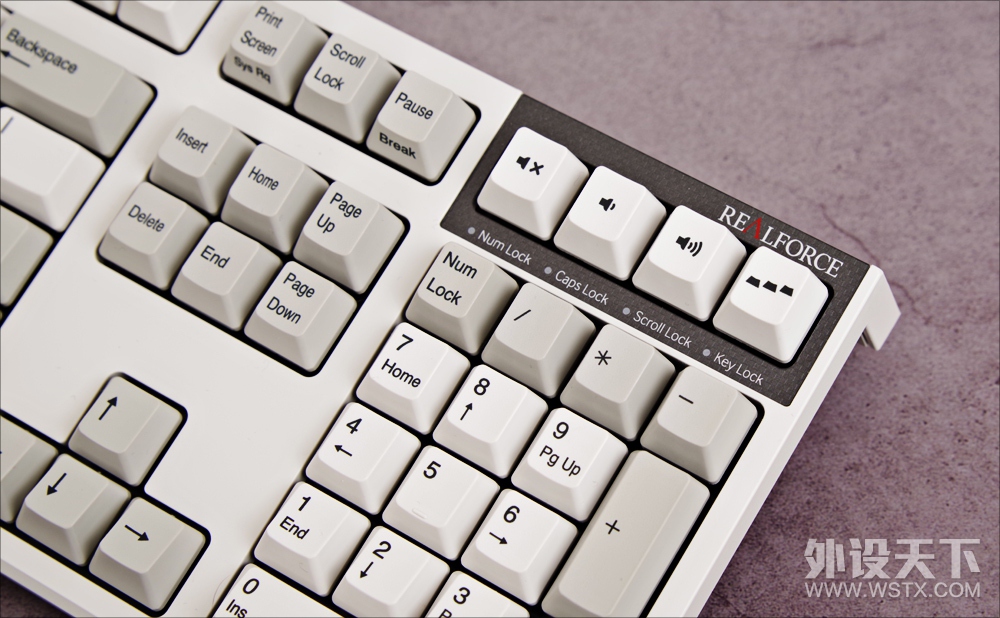 平凡一世, 不凡一生, REALFORCE x PFU 联名版