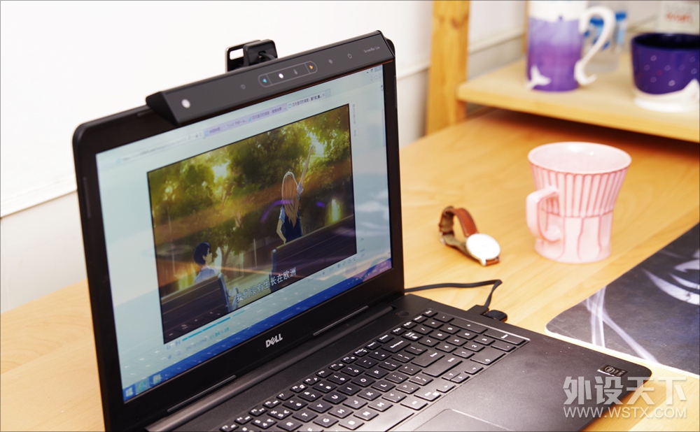 这应该是所有笔记本都自带的功能, 明基WiT ScreenBar Lite 简评