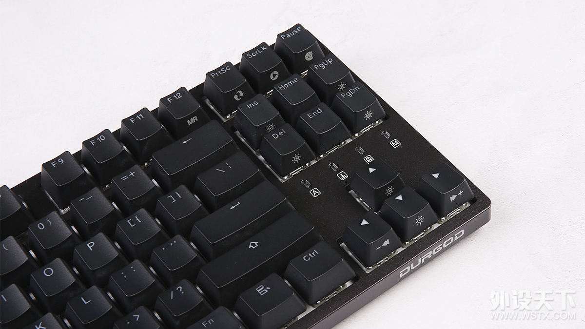 DURGOD����٤��K320 Nebula RGB ��е���� ͼ��