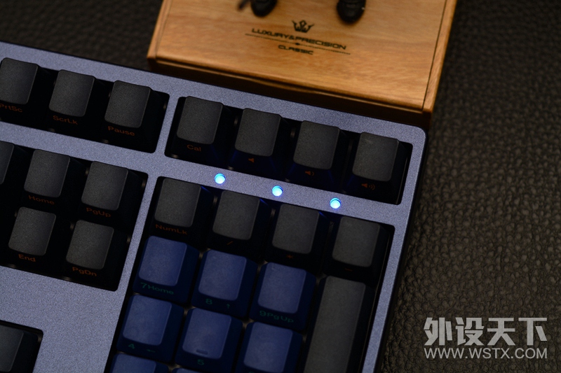 ϸ�����Ĳ�����AKKO Ducky 3108SP��ƽ�߲�̻�е���̿���