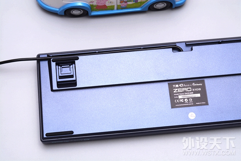 ϸ�����Ĳ�����AKKO Ducky 3108SP��ƽ�߲�̻�е���̿���